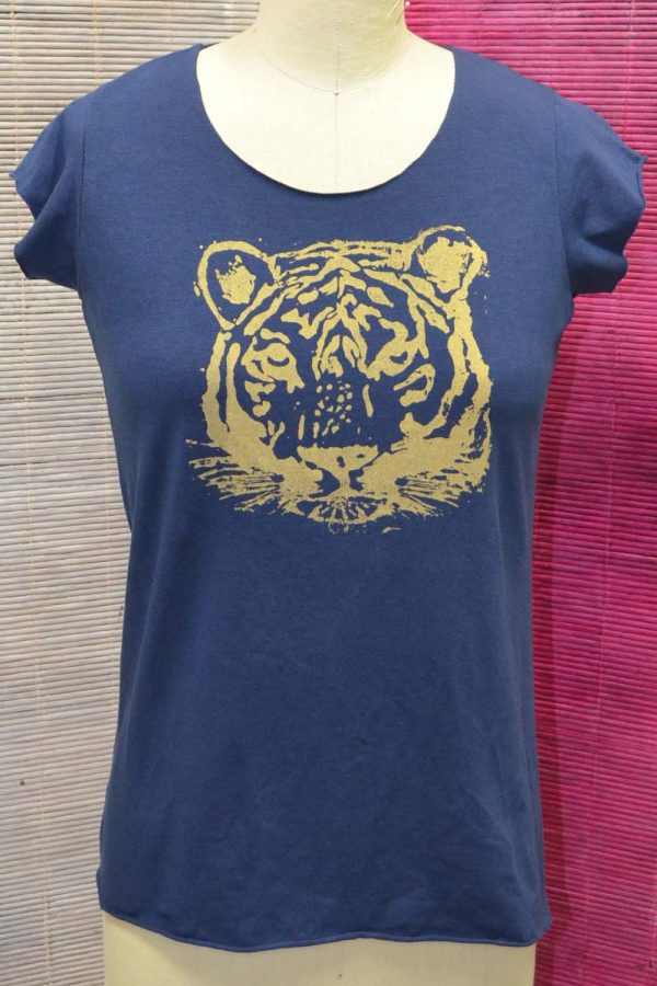 Endangered wild cat printed organic cotton T-shirt